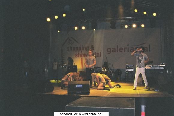 poze,filmulete... - poza asta este de la concertul din 17 august 2007 - POZE si FILMULETE