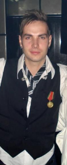 randi's look during the years - Sincer mie imi place cel mai mult stilul sau de - Andrei Ropcea